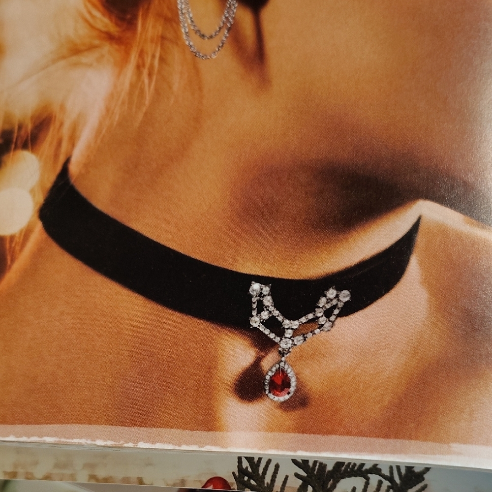 Chloe + Isabel Ethereal Chandelier Choker Necklace - Picture 2 of 4